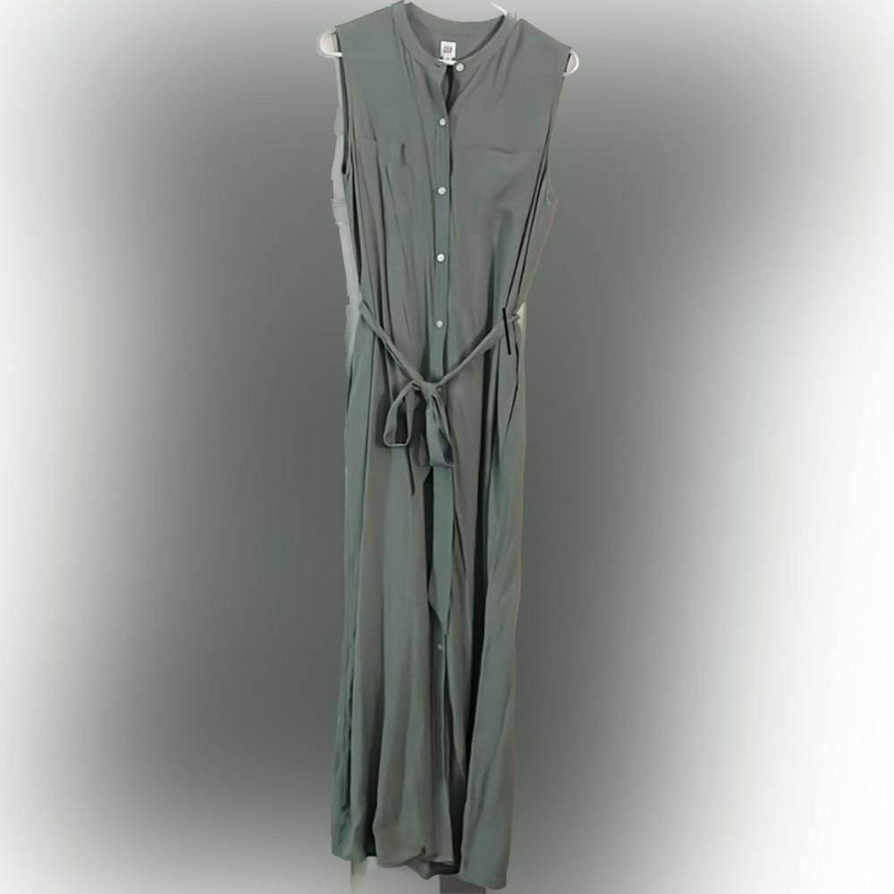 Sleeveless Gap dress
